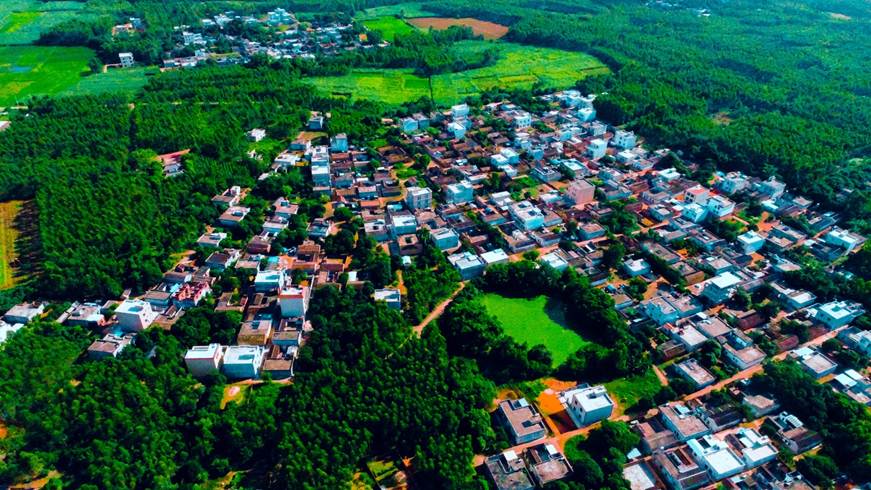 说明: F:\taptap师生到湛江开展“美丽乡村绘蓝图”——2017年南粤村庄(整治)规划调研活动\美丽乡村蓝图图片\4.乡村俯瞰图.jpg