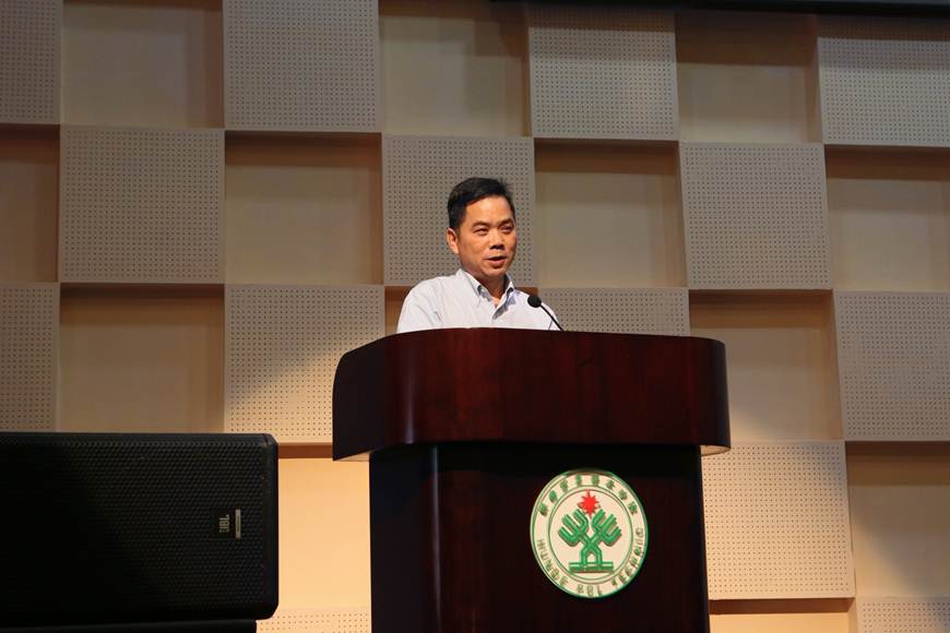 说明: D:\2019年新闻\3月18日 学校宣传思想与意识形态工作会议\选\3.JPG