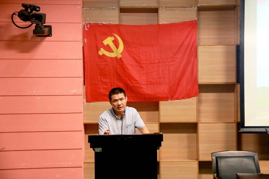 说明: D:\2019年新闻\6月18日“学检结合，党建引领”质量强国科普讲堂活动新闻稿\广东质检院顺德基地刘仲义同志讲话.jpg