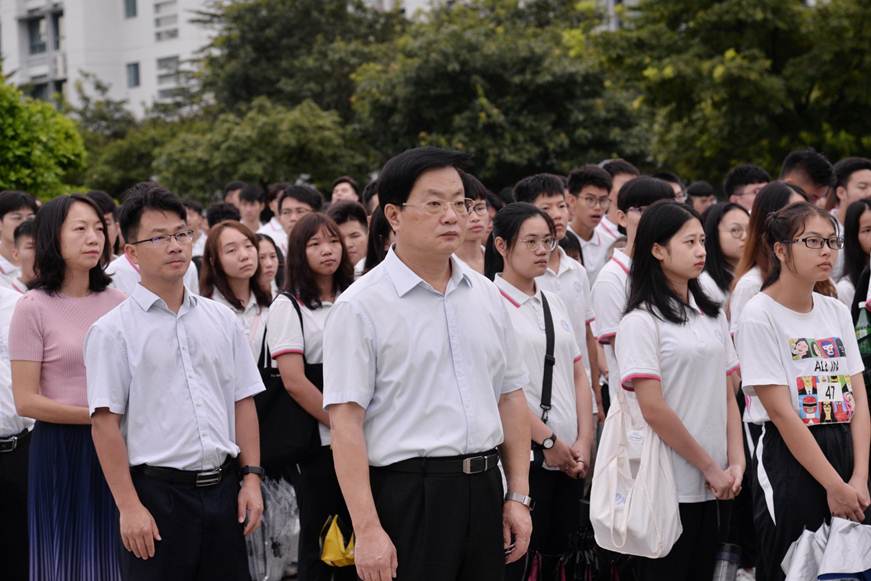说明: D:\2019年新闻\2019年9月2日“我为祖国升旗”\选\DSC_9608.JPG
