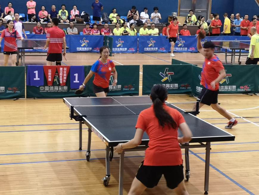 说明: D:\2019年新闻\190909 工会 taptap教职工乒乓球队首次参加第七届顺德区直属机关运动会\3、现场.jpg