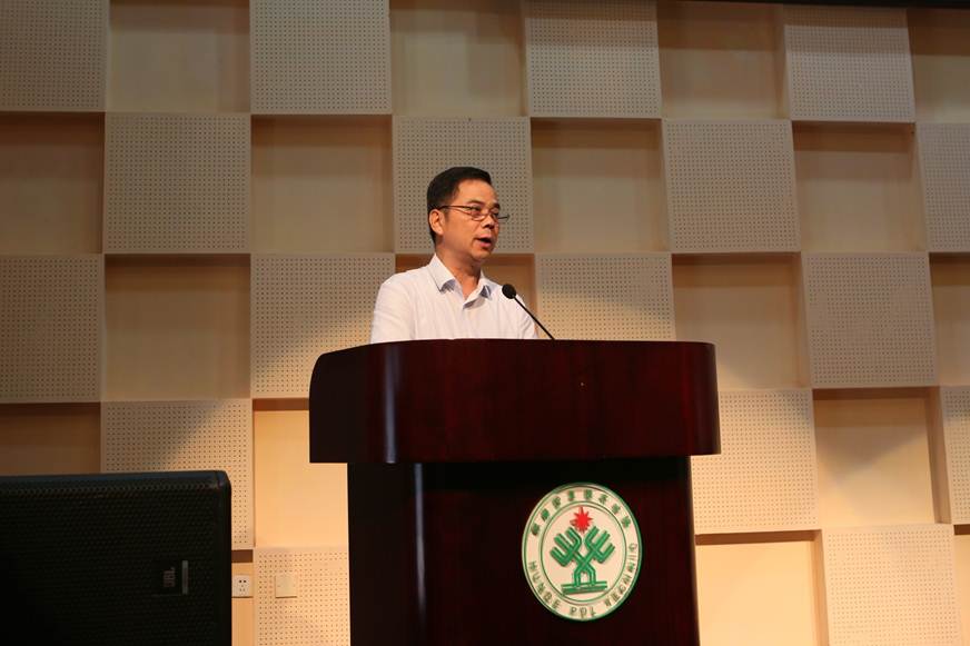 说明: D:\2019年新闻\9月11日 taptap召开不忘初心、牢记使命主题教育动员部署会\选\6.JPG